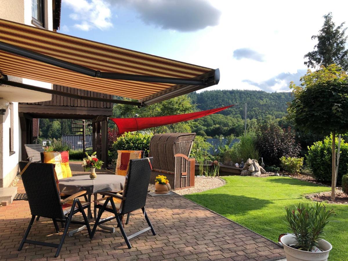 Ferienwohnung Rennsteigblick Suhl Luaran gambar